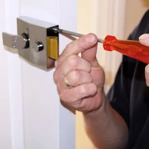 Half Price Locksmith Services Seattle, WA 206-317-8085 - emergency-unlock
