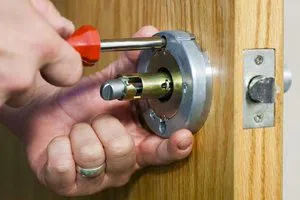Half Price Locksmith Services Seattle, WA 206-317-8085 - lock-replace