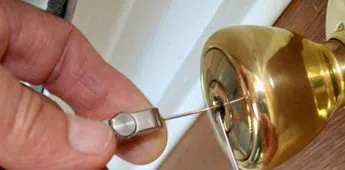 Half Price Locksmith Services Seattle, WA 206-317-8085 - rekeying-locks
